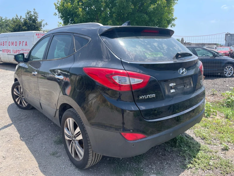 Hyundai IX35 1.7, снимка 3 - Автомобили и джипове - 50819209
