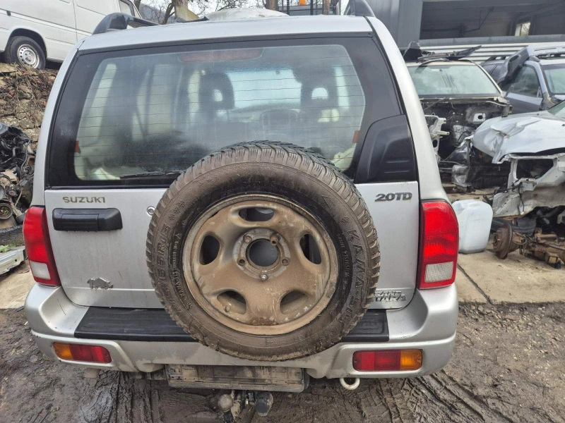 Suzuki Grand vitara 2.0hdi 16v, снимка 4 - Автомобили и джипове - 52726761