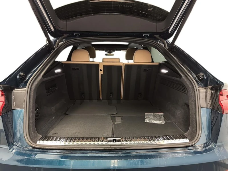 Audi Q8 quattro AWD* АвтоКредит* ЦЕНА ДО БГ* , снимка 6 - Автомобили и джипове - 52842380