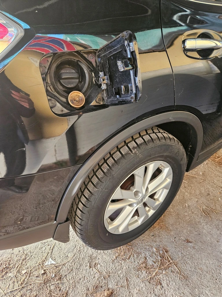 Nissan Rogue, снимка 5 - Автомобили и джипове - 52489589