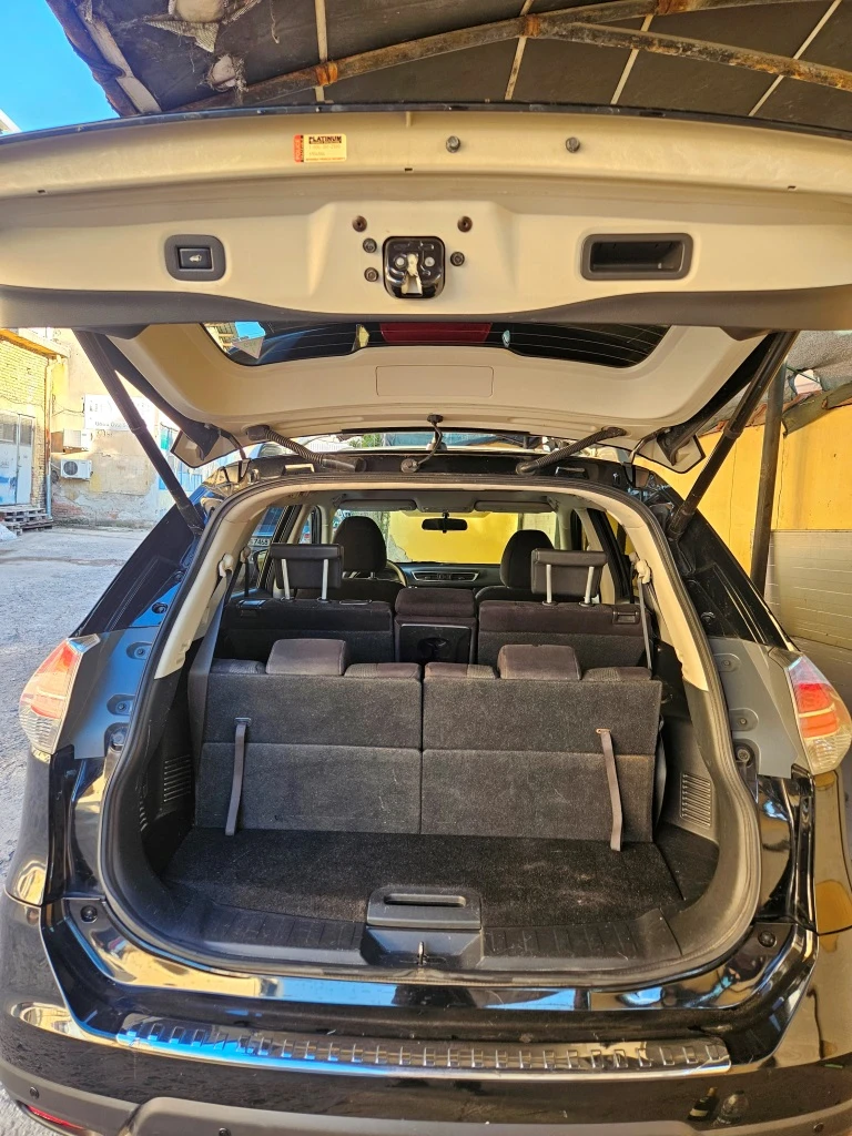 Nissan Rogue, снимка 4 - Автомобили и джипове - 52489589