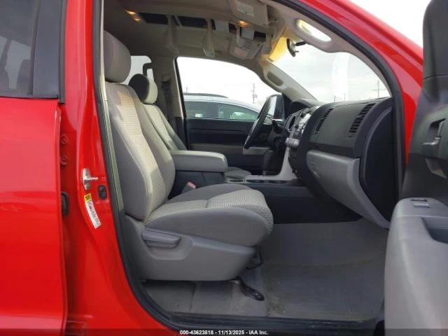 Toyota Tundra SR5 5.7L V8 | Mobile.bg   11