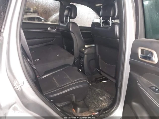 Jeep Grand cherokee OVERLAND* КОЖА* ПОДГРЕВ* КАМЕРА* НАВИ* , снимка 9 - Автомобили и джипове - 54414408