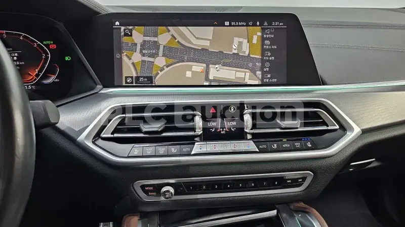 BMW X6 М sport* АВТОКРЕДИТ-БЕЗ ПЪРВОНАЧАЛНА ВНОСКА, снимка 10 - Автомобили и джипове - 54550433