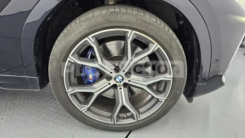 BMW X6 М sport* АВТОКРЕДИТ-БЕЗ ПЪРВОНАЧАЛНА ВНОСКА, снимка 6 - Автомобили и джипове - 54550433