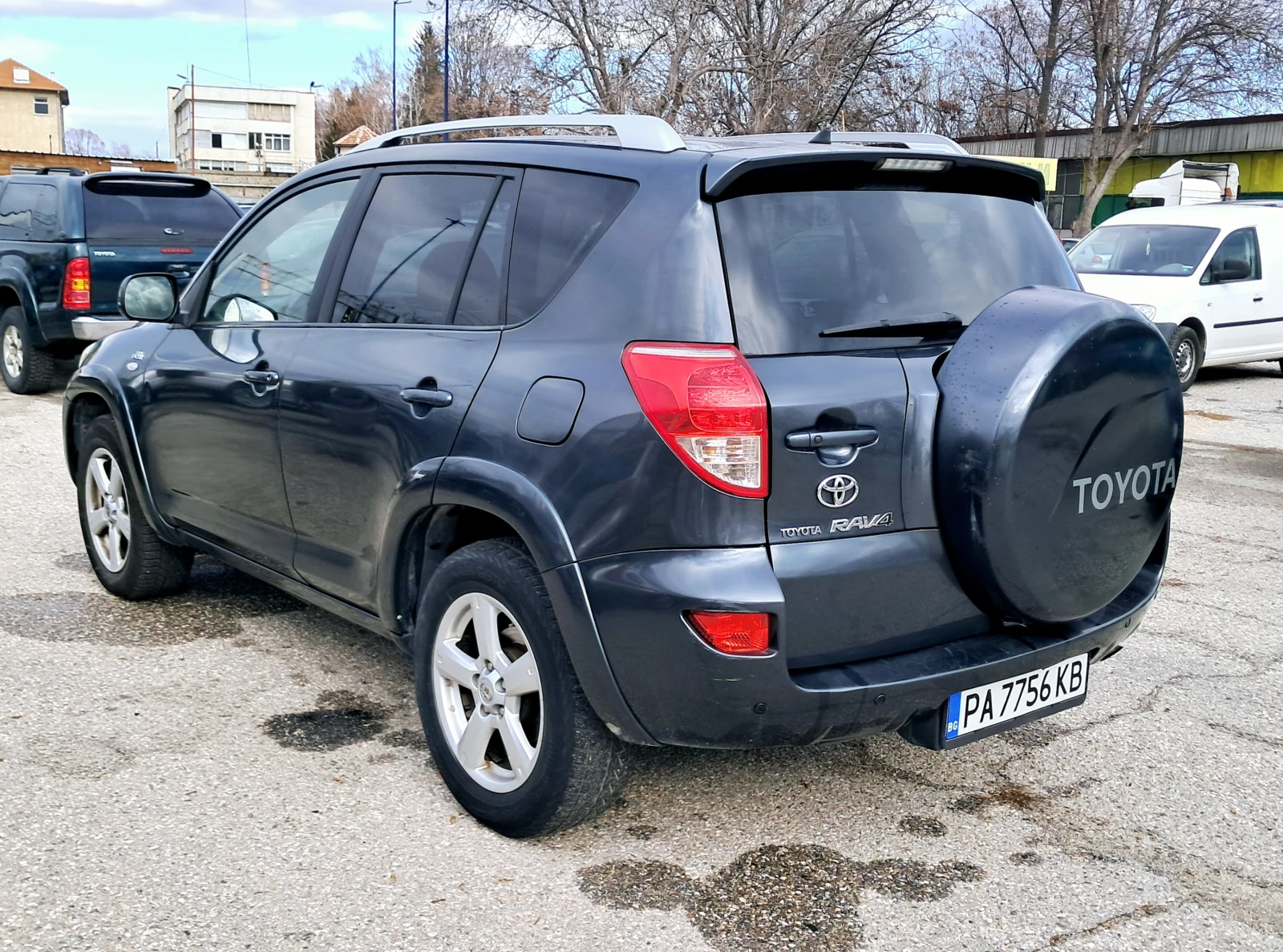 Toyota Rav4  - изображение 3