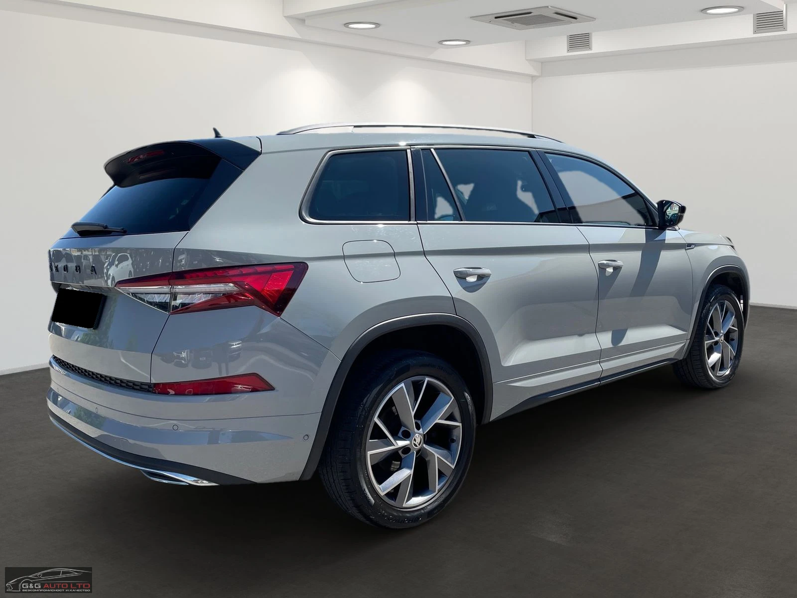 Skoda Kodiaq 2.0TDI/150HP/ST-LINE/MATRIX/NAVI/LED/CAM/MEMO/E154 - изображение 4