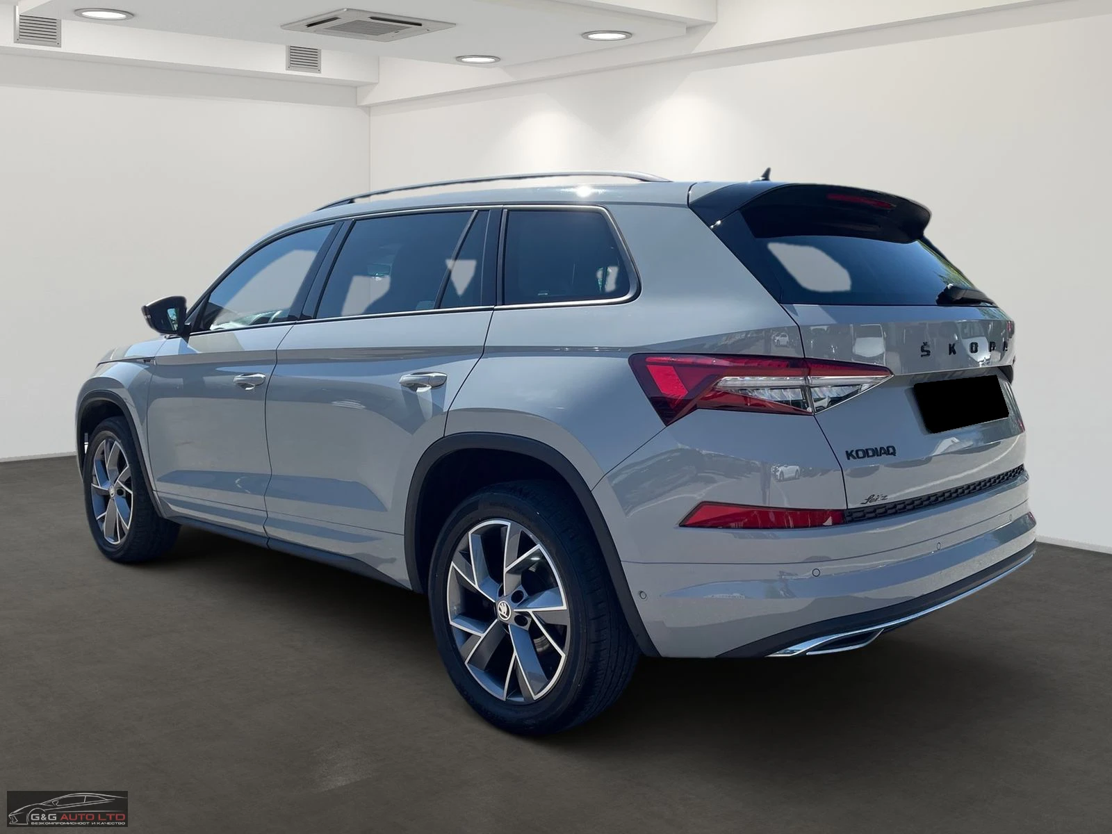 Skoda Kodiaq 2.0TDI/150HP/ST-LINE/MATRIX/NAVI/LED/CAM/MEMO/E154 - изображение 3
