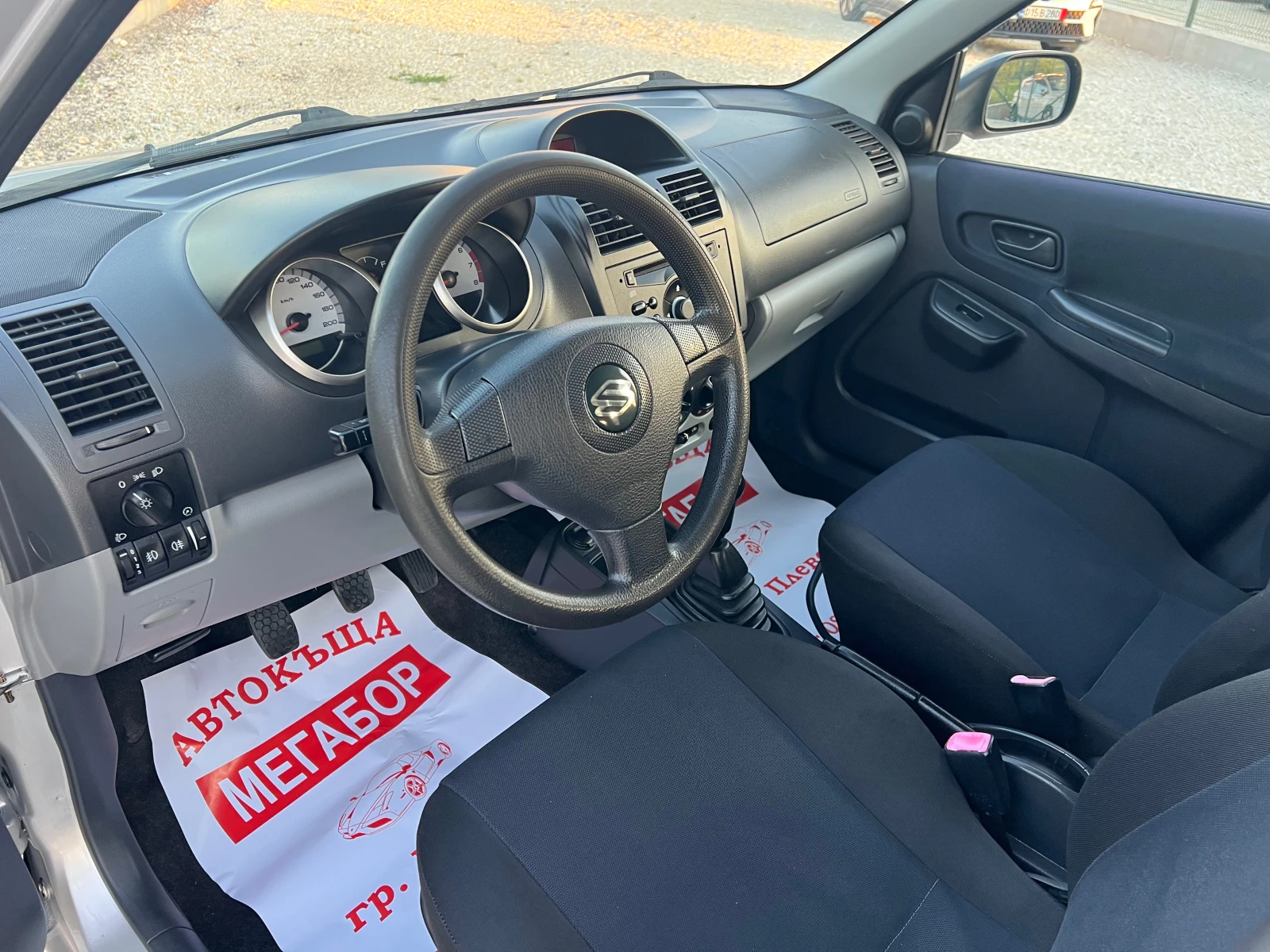 Suzuki Ignis 1.5i 16v-99p.s-4x4/Facelift/Klima - изображение 9