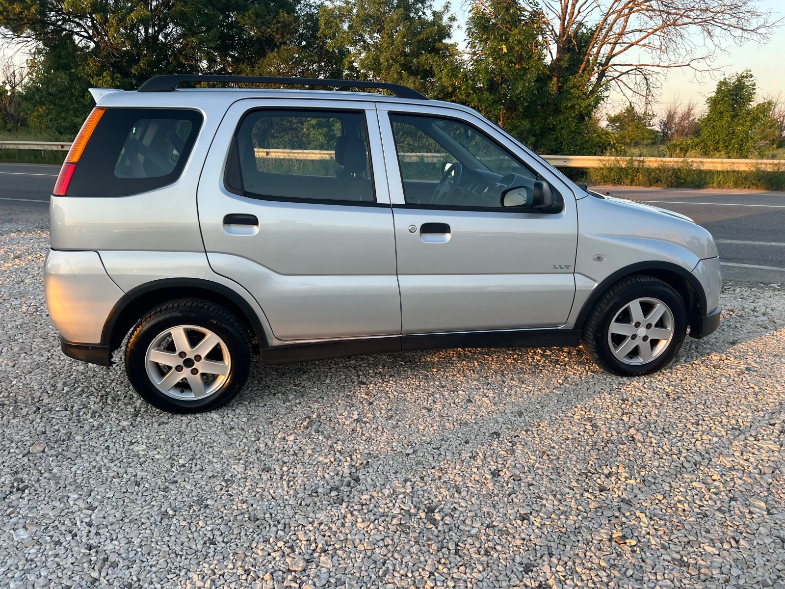 Suzuki Ignis 1.5i 16v-99p.s-4x4/Facelift/Klima - изображение 6