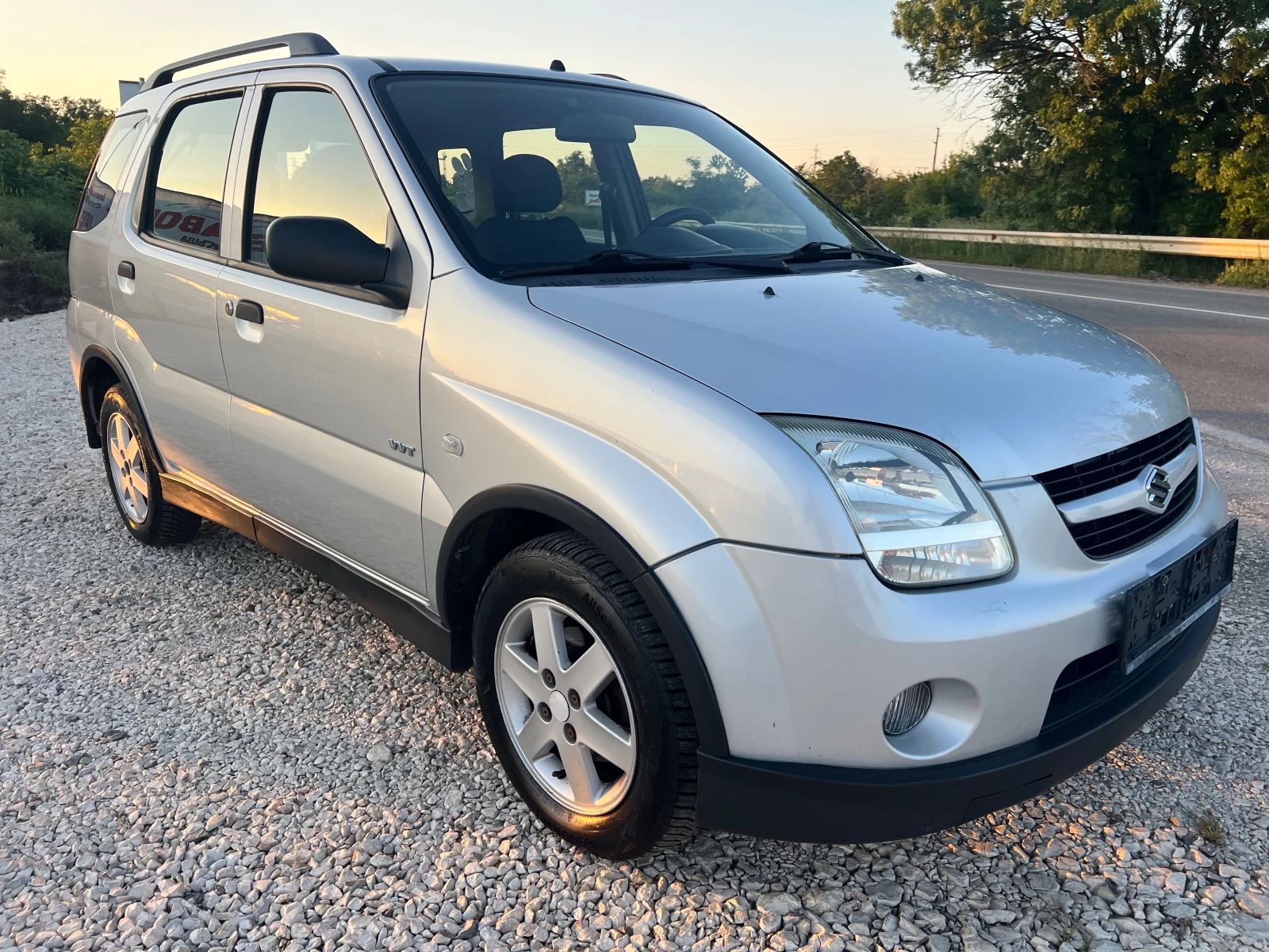 Suzuki Ignis 1.5i 16v-99p.s-4x4/Facelift/Klima - изображение 2