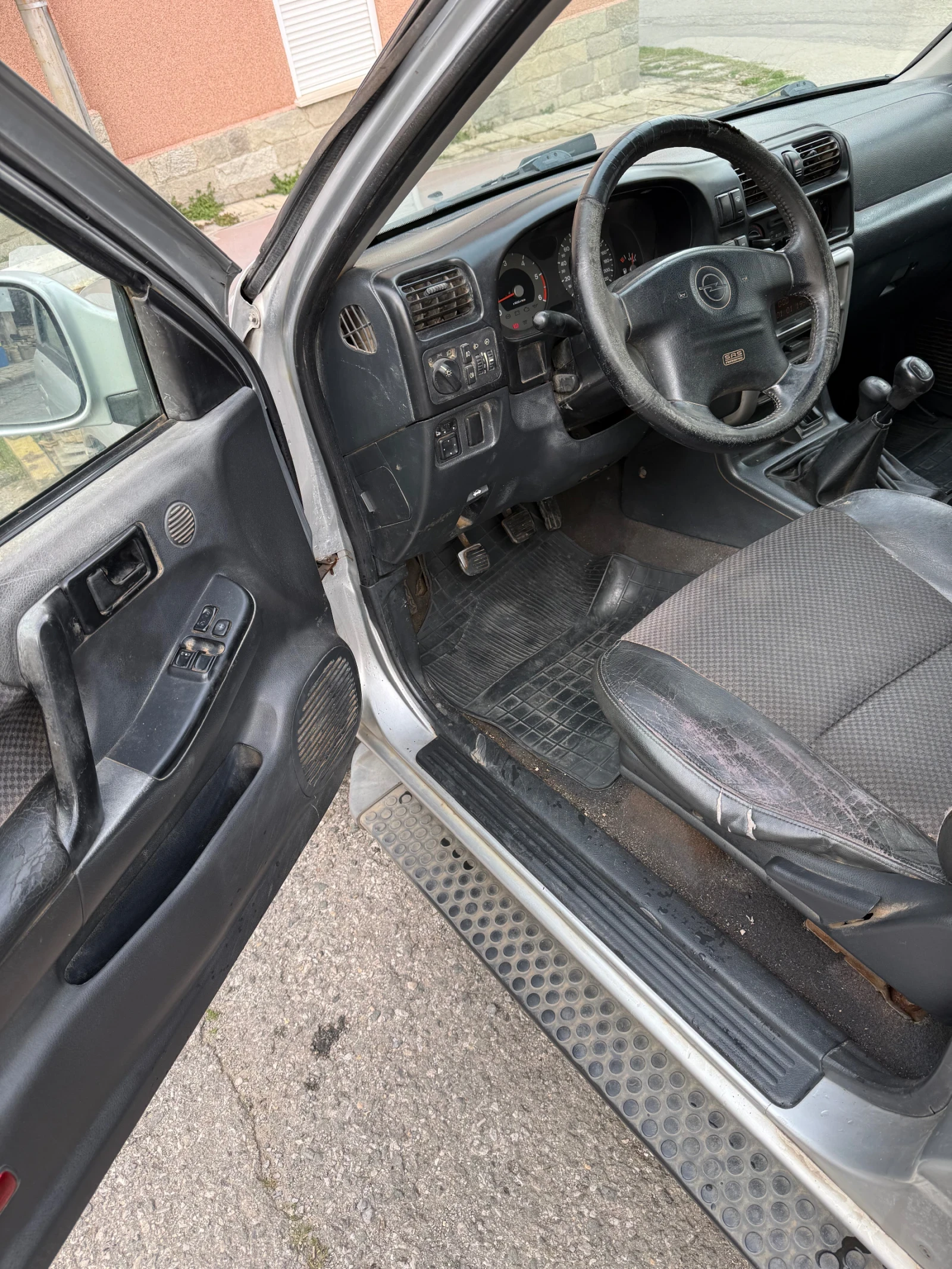 Opel Frontera 2.2 DTI (116 Hp), снимка 6 - Автомобили и джипове - 53709996