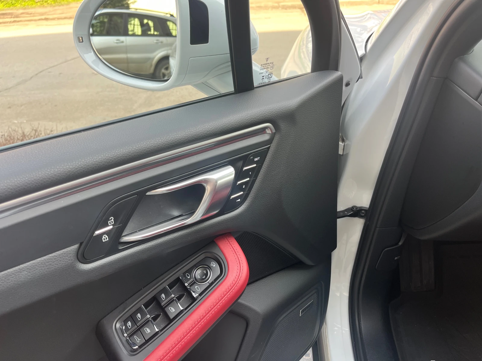 Porsche Macan Macan T Full 20000 km Гаранция !, снимка 12 - Автомобили и джипове - 53753200