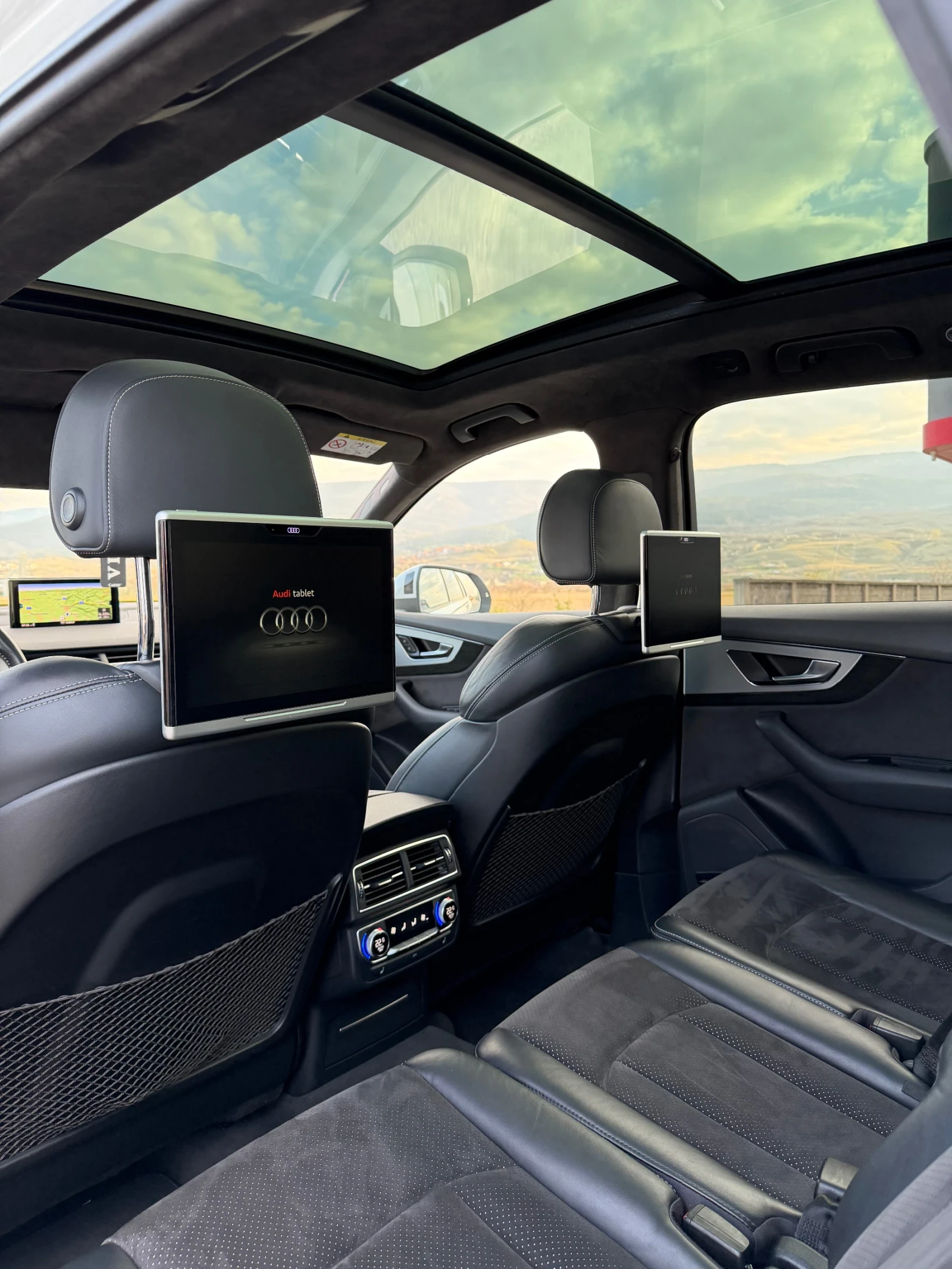 Audi Q7 S LINE , снимка 11 - Автомобили и джипове - 54030429