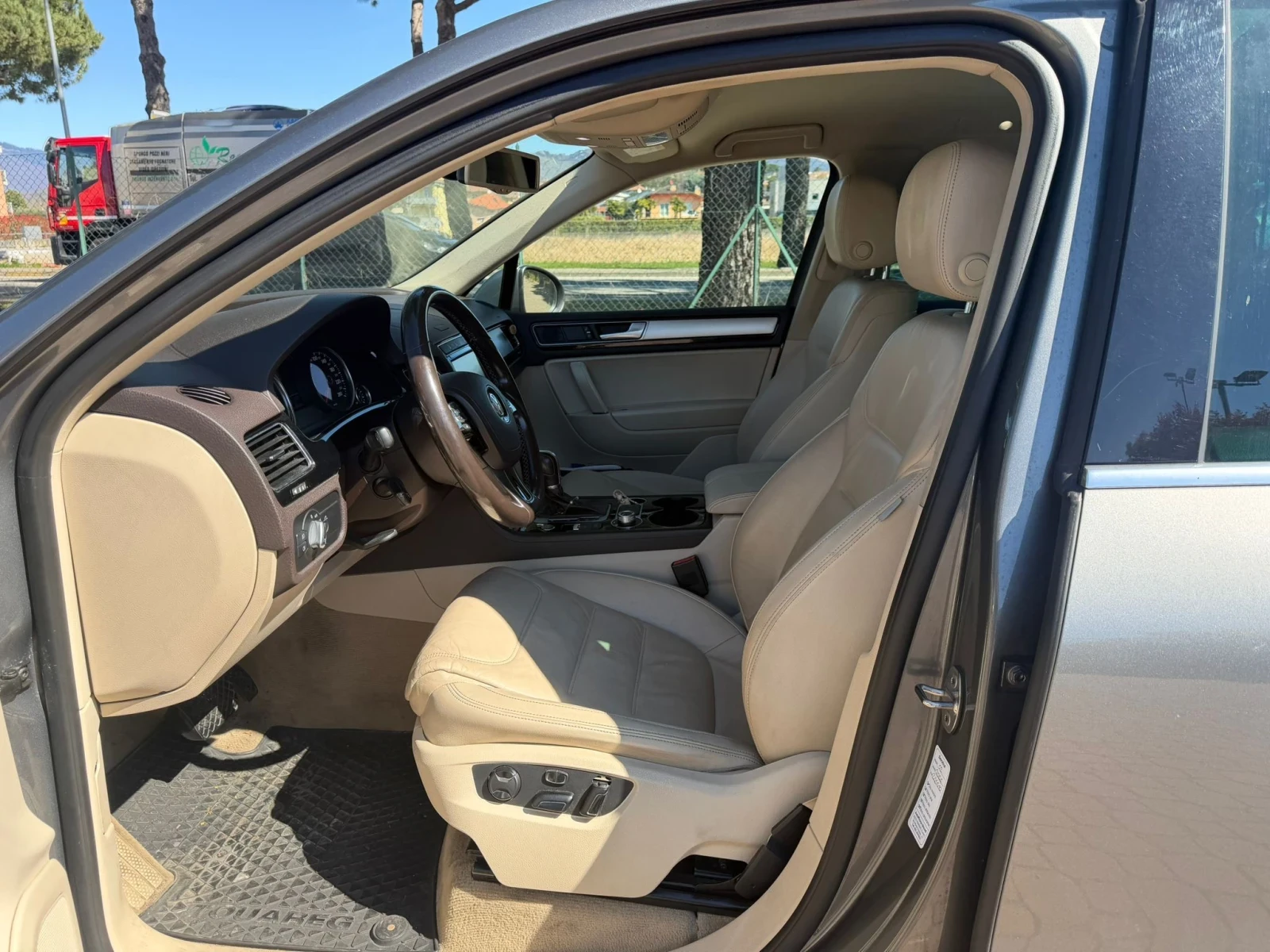 VW Touareg 3.0 TDI tiptronic BlueMotion Techn. Executi | Mobile.bg � ����������� 15