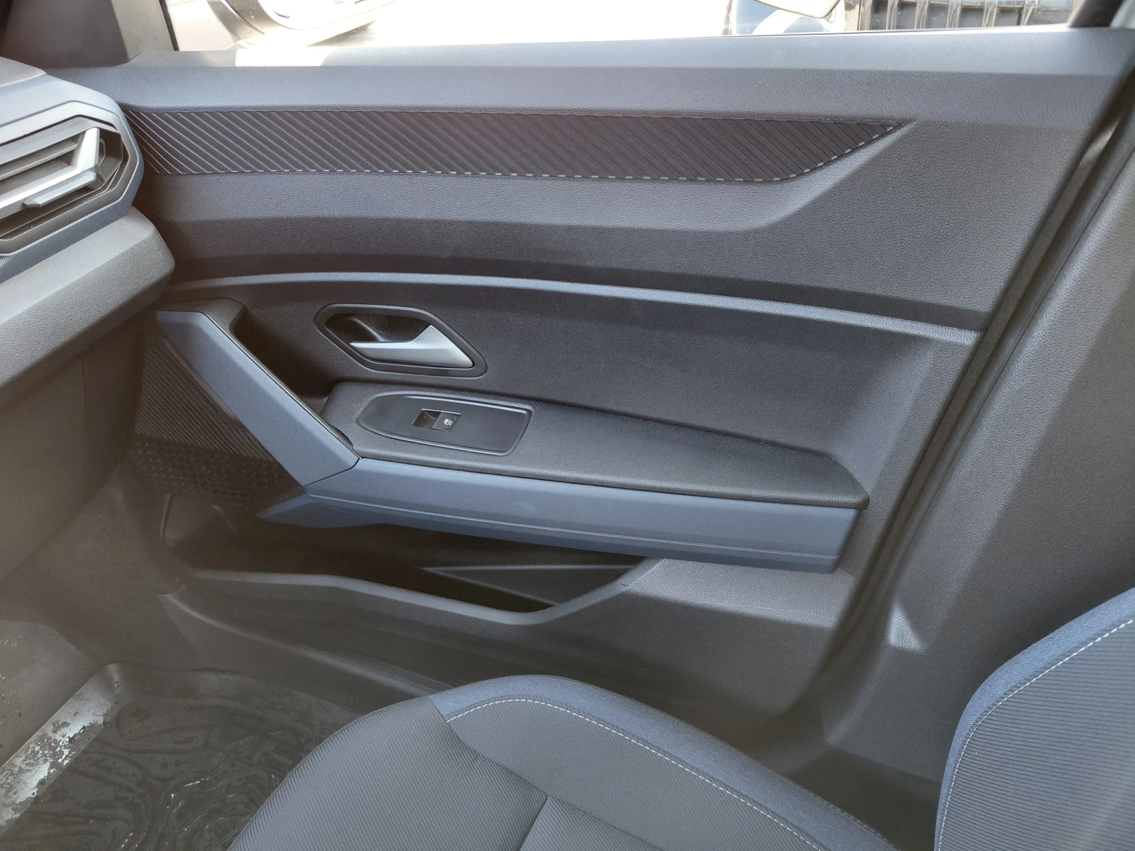 Dacia Duster Hybrid 140 �.�/Journey | Mobile.bg � ����������� 11