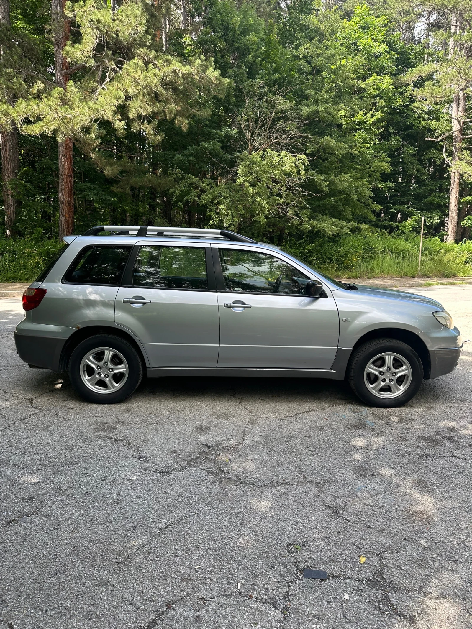 Mitsubishi Outlander 2.0 БЕНЗИН/ГАЗ, снимка 4 - Автомобили и джипове - 54894479