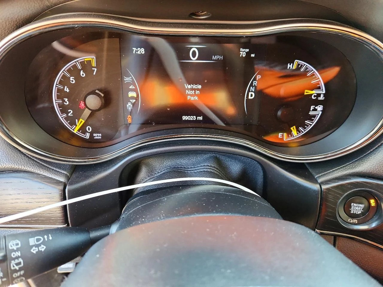 Jeep Grand cherokee 3.6l Overland, снимка 9 - Автомобили и джипове - 55103212