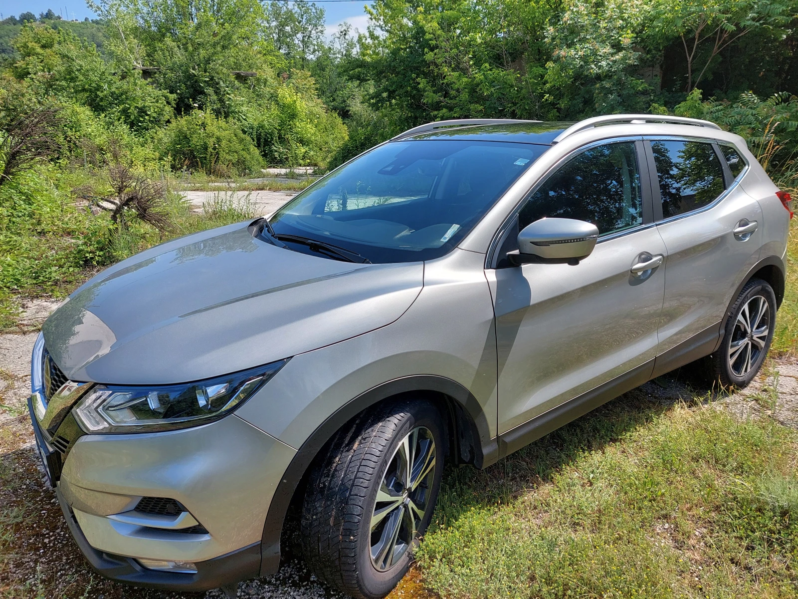 Nissan Qashqai N-connecta Plus, снимка 4 - Автомобили и джипове - 55141638