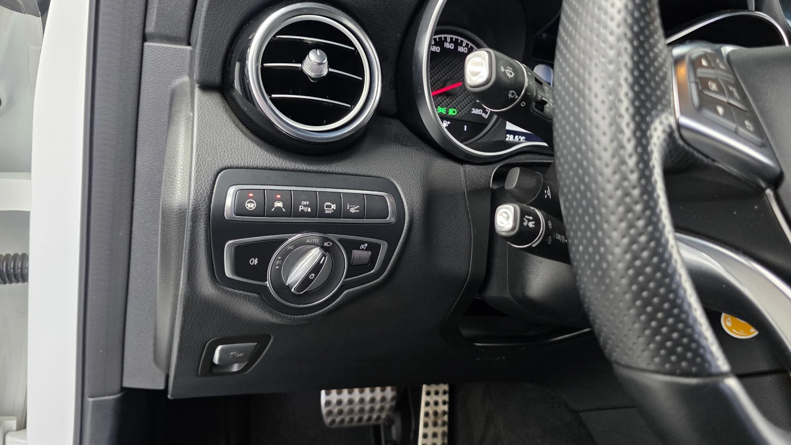 Mercedes-Benz GLC 63 AMG 360* HUD* 4MATIC+ * HUD* DIS* КРАЙНА ЦЕНА, снимка 11 - Автомобили и джипове - 55153862