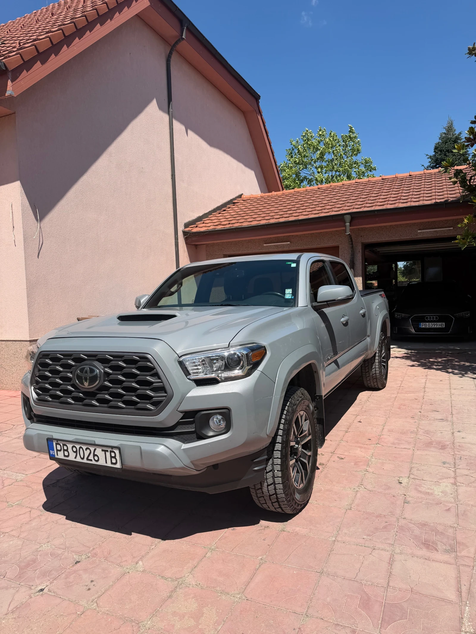 Toyota Tacoma