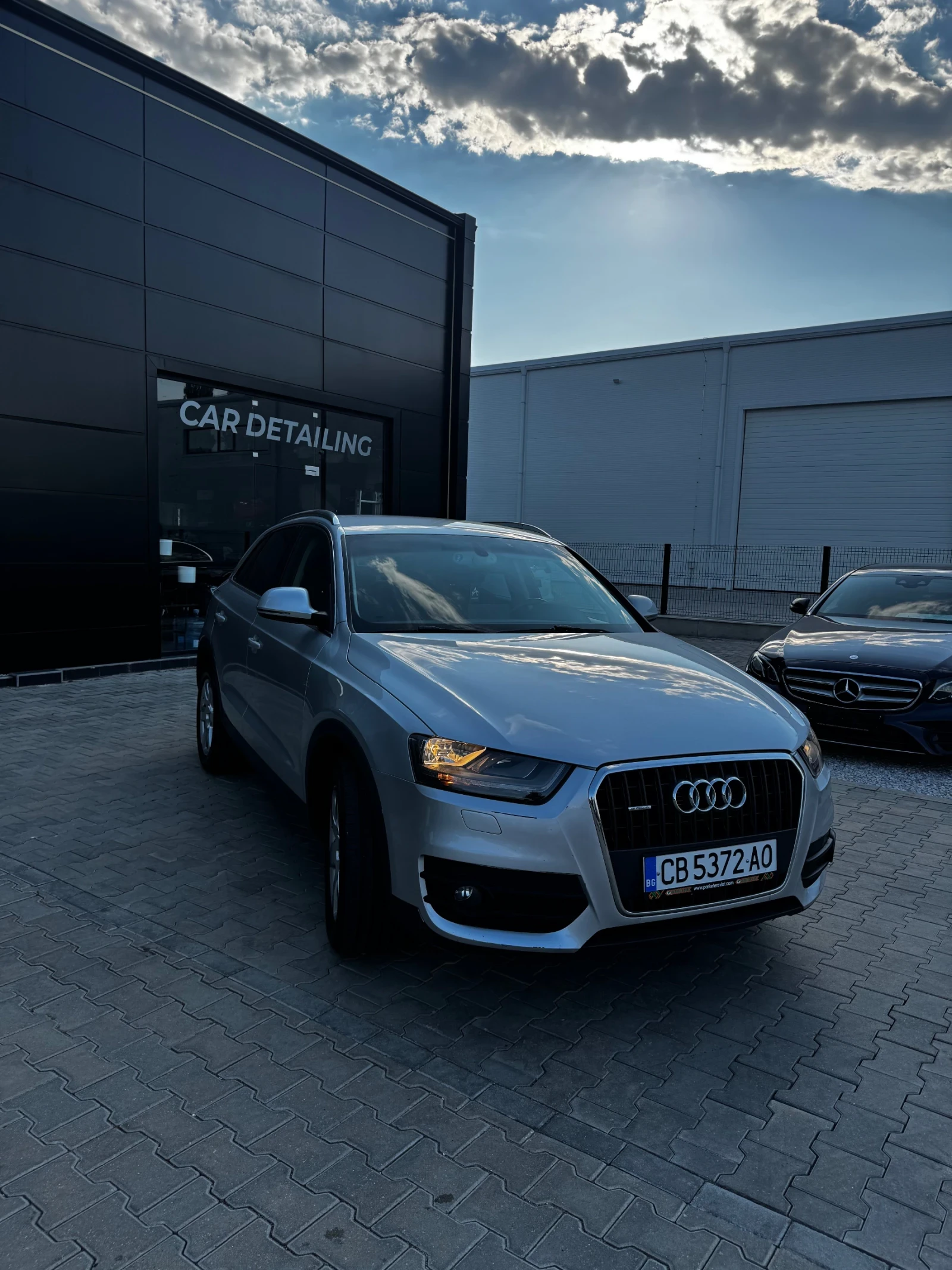 Audi Q3, снимка 2 - Автомобили и джипове - 55936110