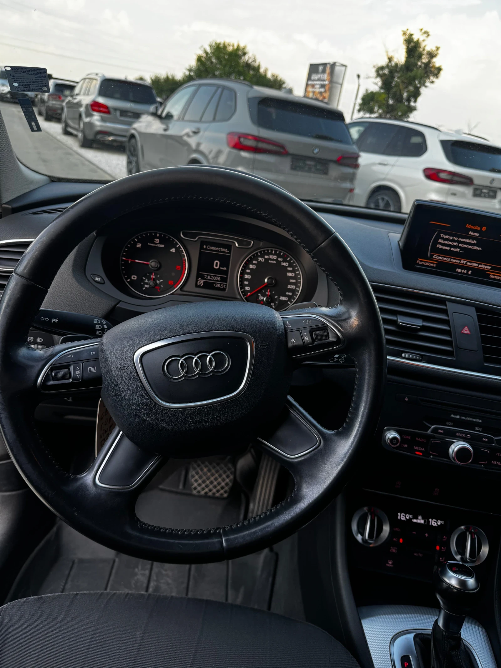 Audi Q3, снимка 9 - Автомобили и джипове - 55936110