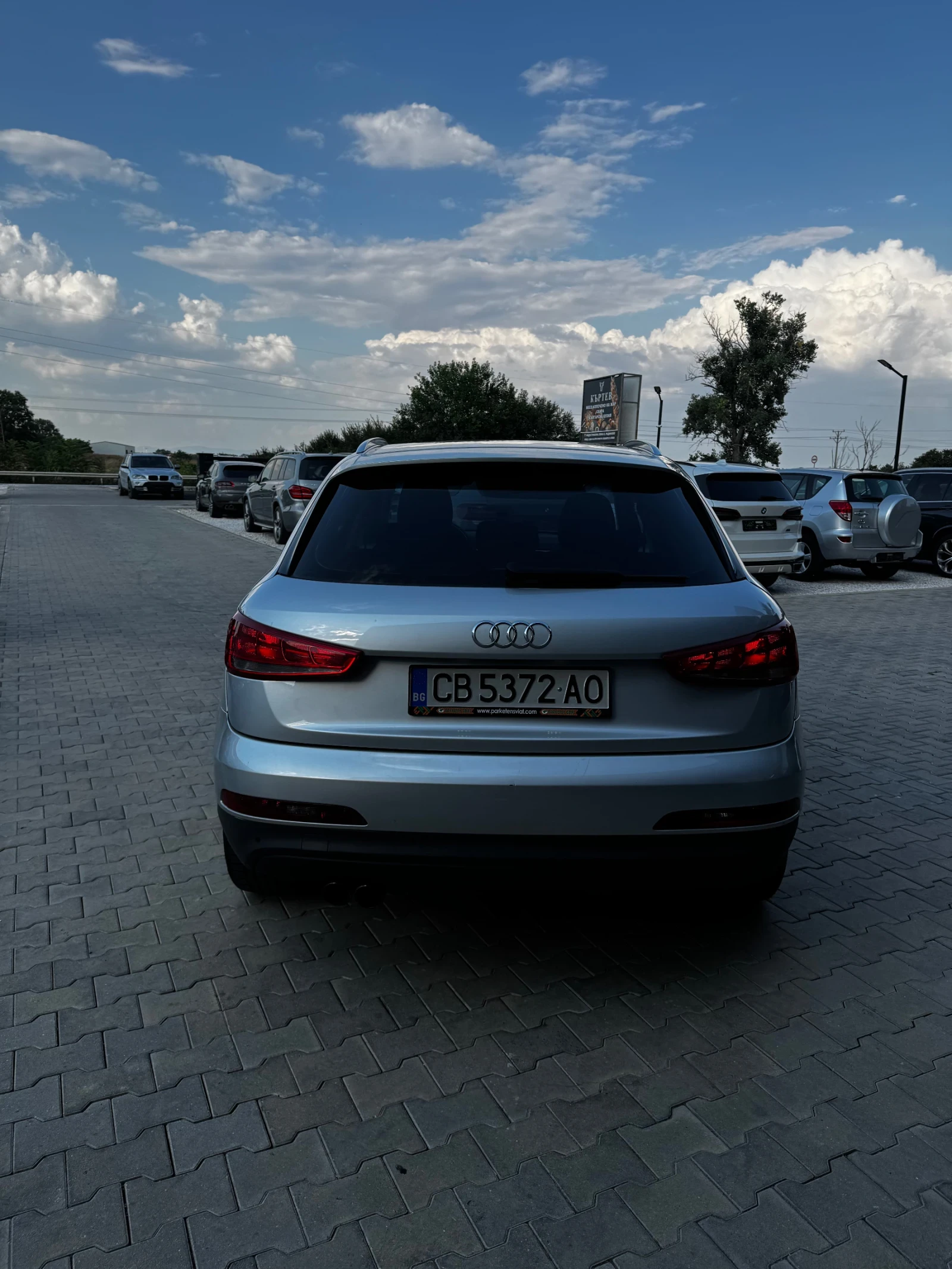 Audi Q3, снимка 5 - Автомобили и джипове - 55936110