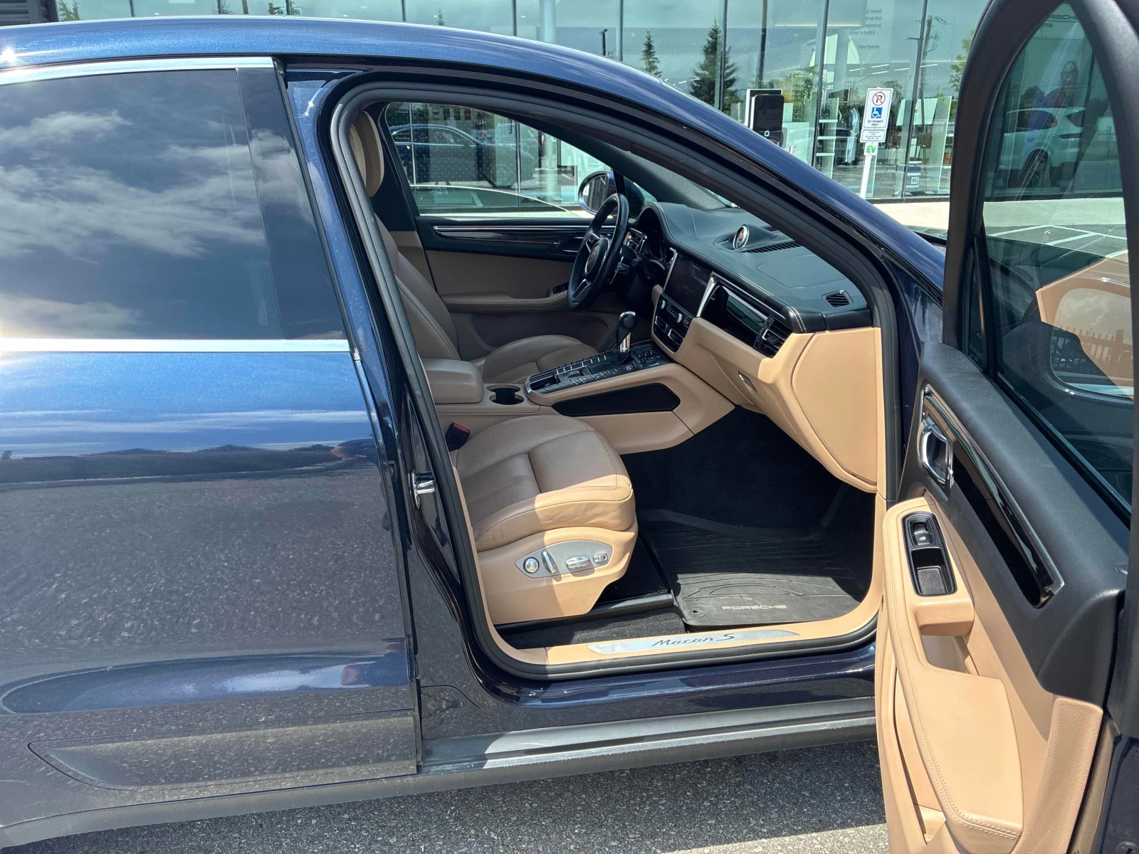 Porsche Macan / S / ОТ ПРЕДСТАВИТЕЛСТВО НА ПОРШЕ, снимка 11 - Автомобили и джипове - 56108310