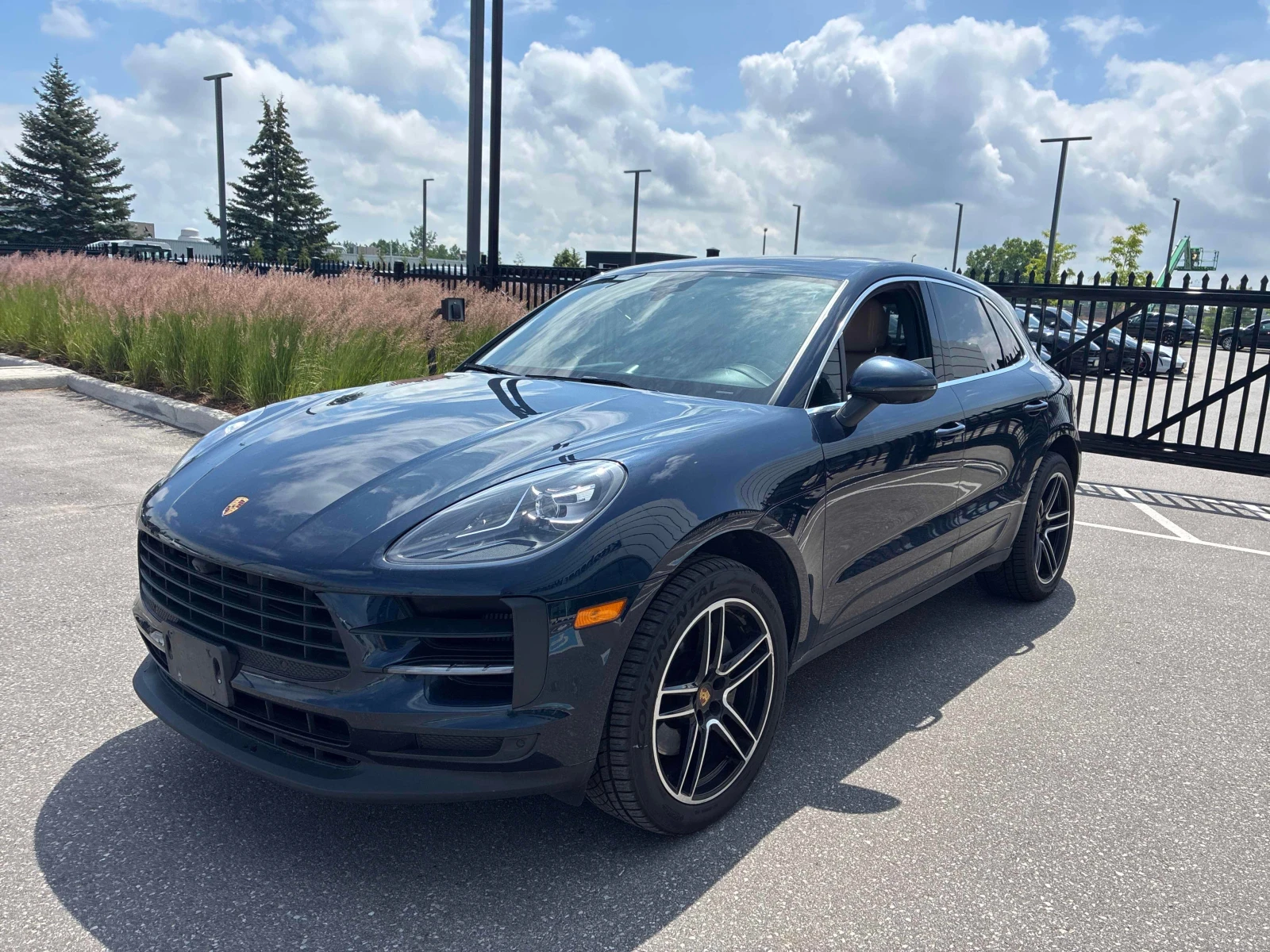Porsche Macan / S / ОТ ПРЕДСТАВИТЕЛСТВО НА ПОРШЕ