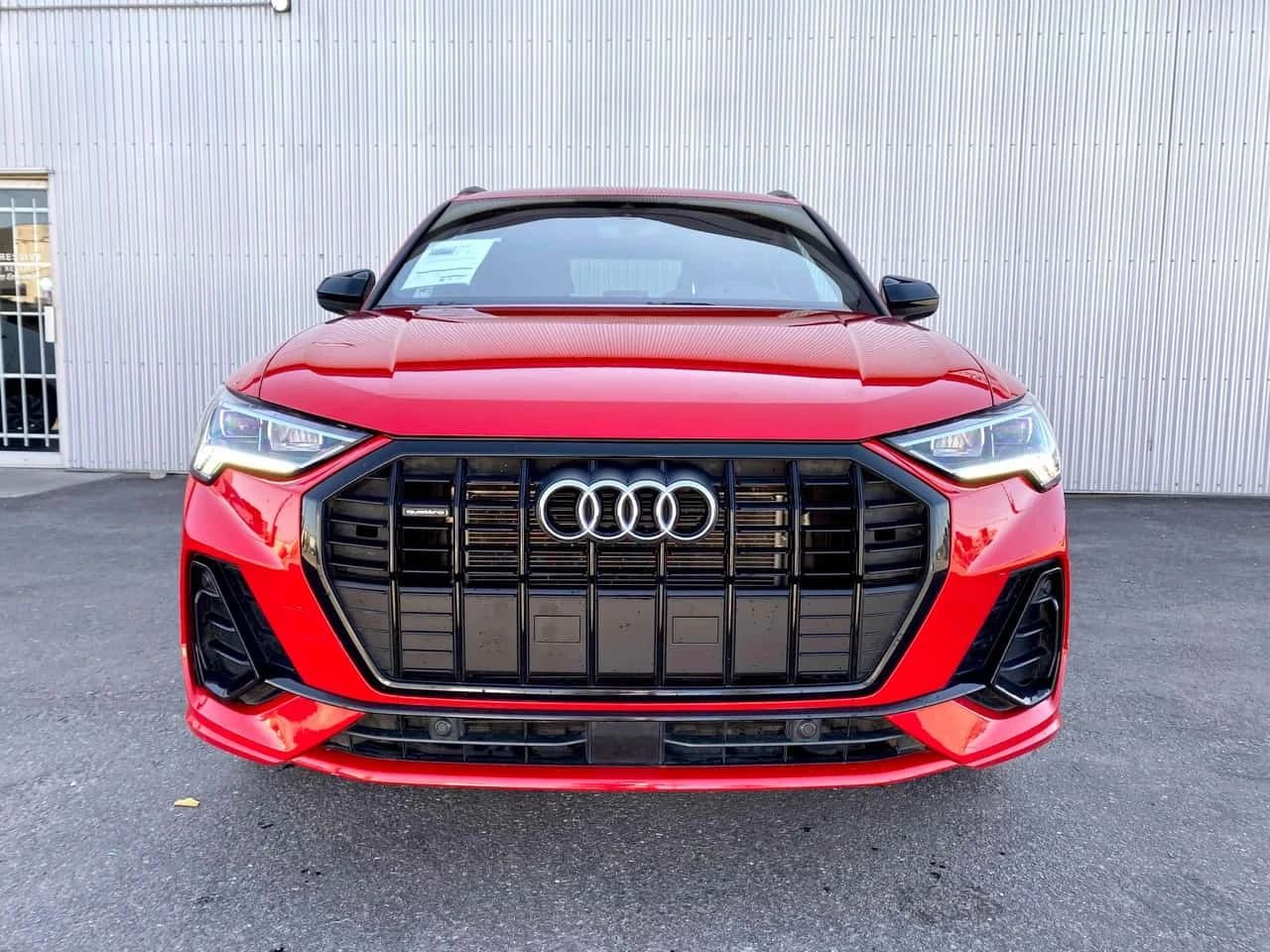 Audi Q3 * Progressiv * АВТОКРЕДИТ БЕЗ ПЪРВОНАЧАЛНА ВНОСКА*, снимка 6 - Автомобили и джипове - 56173012