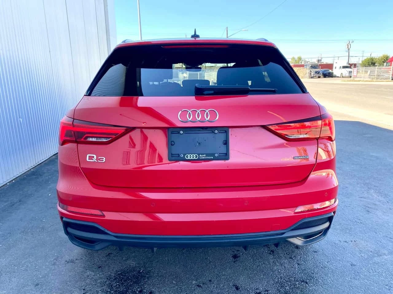 Audi Q3 * Progressiv * АВТОКРЕДИТ БЕЗ ПЪРВОНАЧАЛНА ВНОСКА*, снимка 4 - Автомобили и джипове - 56173012