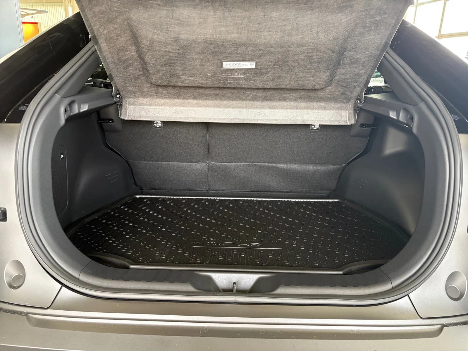 Toyota C-HR + /77KWH/343HP/HUD/LOUNGE/360/C�RPLAY/352h | Mobile.bg � ����������� 7