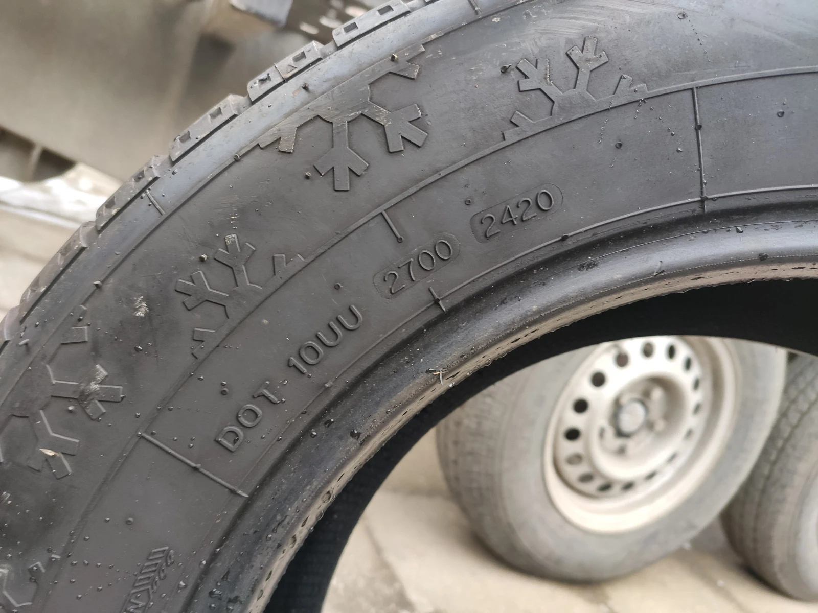  215/65R16 | Mobile.bg   10