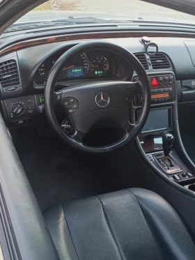 Mercedes-Benz CLK мн.добро газ, снимка 12