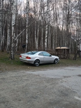 Mercedes-Benz CLK мн.добро газ, снимка 16