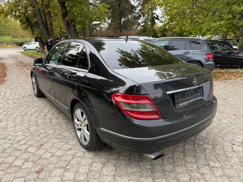 Mercedes-Benz C 220 Avantgarde* 2.2CDI* КОЖА* НАВИ, снимка 6 - Автомобили и джипове - 42208724