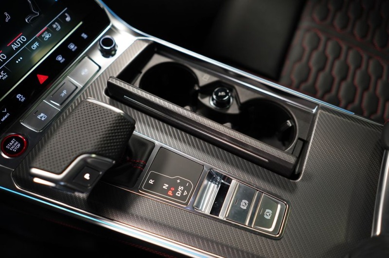 Audi Rs6 PERFORMANCE/ DYNAMIC/ CARBON/ B&O/ PANO/ MATRIX/ , снимка 14 - Автомобили и джипове - 44386201