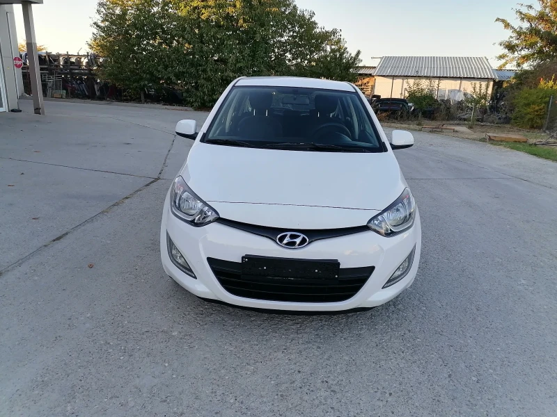 Hyundai I20 * 1.3 FECELIFT * Фабрична Газ * , снимка 1 - Автомобили и джипове - 47504481