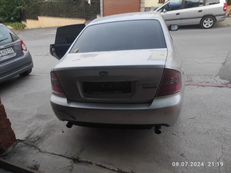 Subaru Legacy, снимка 1 - Автомобили и джипове - 47779842