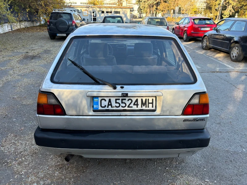 VW Golf 1.8 90кс. Gl, снимка 5 - Автомобили и джипове - 47904571