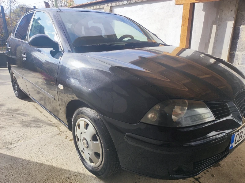 Seat Ibiza, снимка 1 - Автомобили и джипове - 48513712