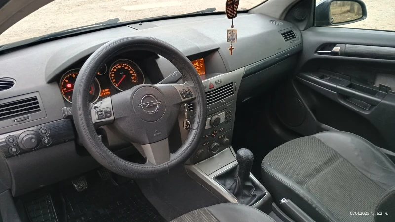 Opel Astra GTC, снимка 11 - Автомобили и джипове - 48539149