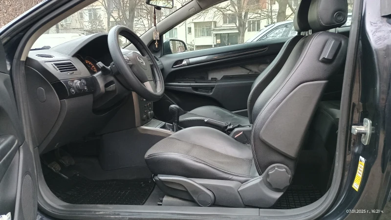 Opel Astra GTC, снимка 13 - Автомобили и джипове - 48539149