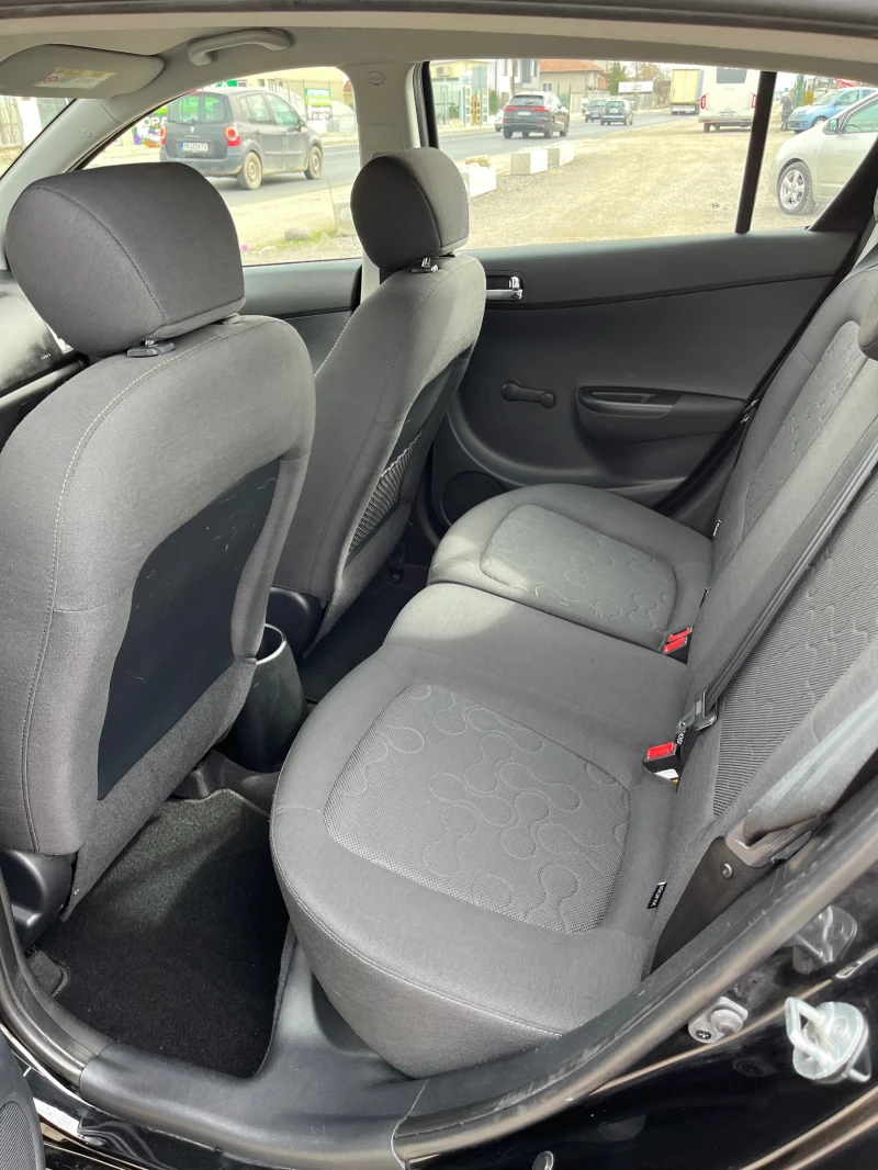 Hyundai I20 1.4 i, снимка 6 - Автомобили и джипове - 49467974