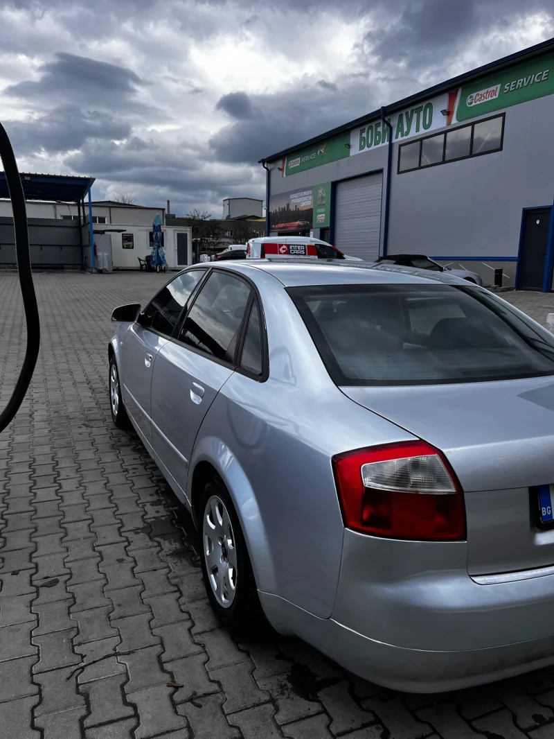 Audi A4 1.9 TDI, снимка 8 - Автомобили и джипове - 49535870