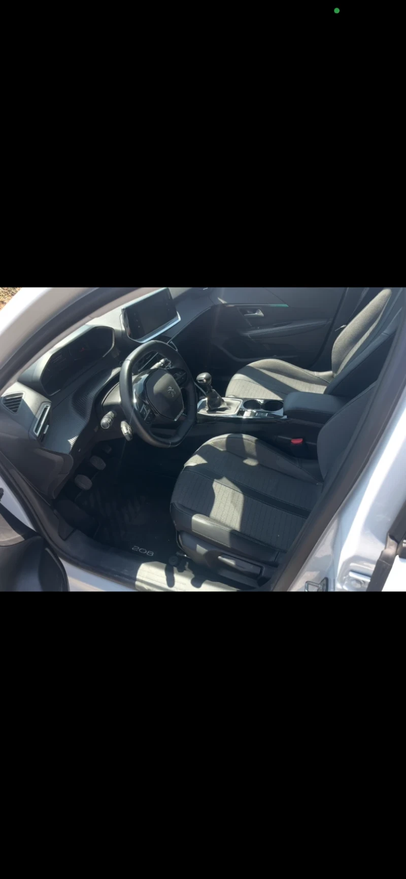 Peugeot 208 1.2 Т , снимка 8 - Автомобили и джипове - 52485527