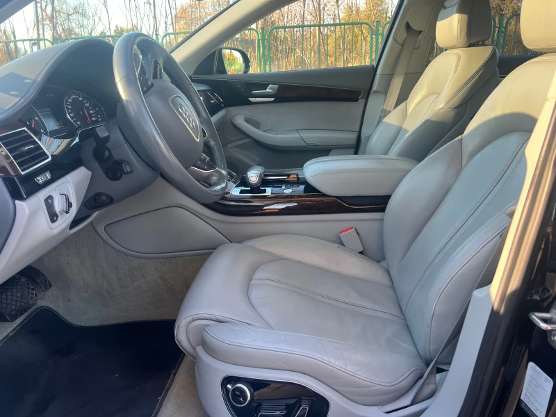 Audi A8, снимка 5 - Автомобили и джипове - 51107667