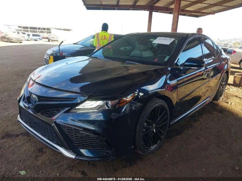 Toyota Camry 2.5l Xse Hybrid, снимка 2 - Автомобили и джипове - 53427261