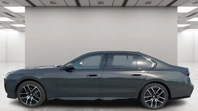 BMW 740 d xDrive = M-Sport Pro = Shadow Line Гаранция, снимка 6 - Автомобили и джипове - 53261308
